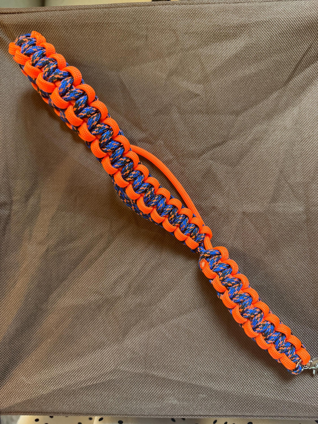 adjustable wrist keychain